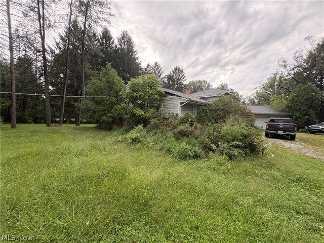 20 Harmony Hills Drive, Akron, OH 44321