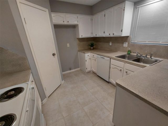 7902 Birchbark Drive, Humble, TX 77338