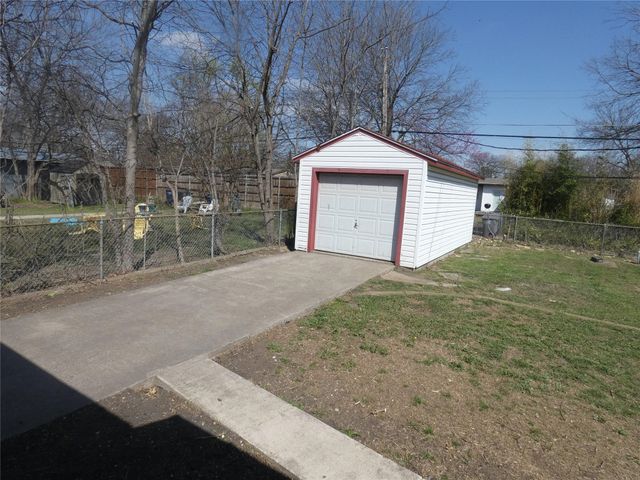 11819 Broadmoor Drive, Dallas, TX 75218