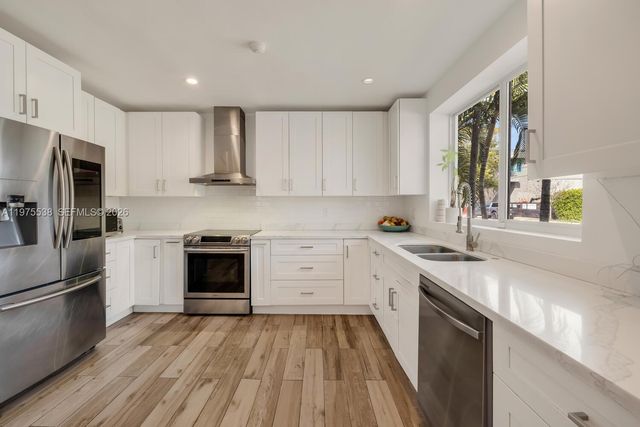 7630 NE 8th Ave, Miami, FL 33138