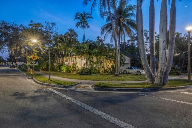 7630 NE 8th Ave, Miami, FL 33138