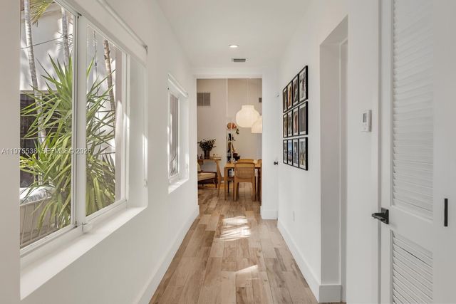 7630 NE 8th Ave, Miami, FL 33138