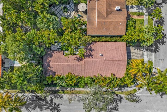 7630 NE 8th Ave, Miami, FL 33138