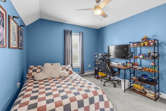 26 Oak St, New Bedford, MA 02740