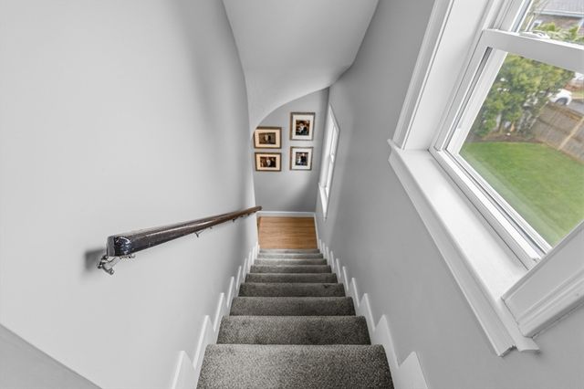 26 Oak St, New Bedford, MA 02740