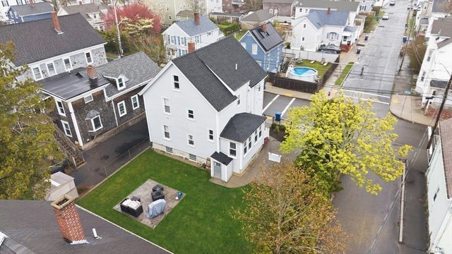 26 Oak St, New Bedford, MA 02740