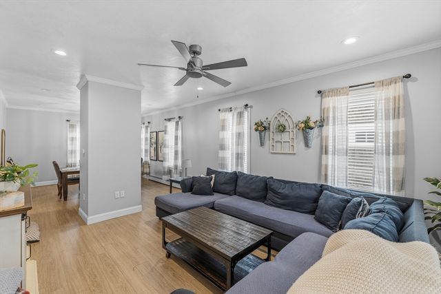 26 Oak St, New Bedford, MA 02740