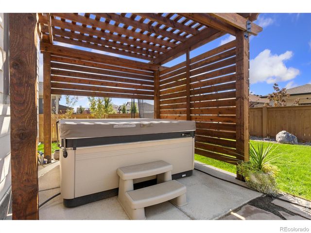 812 Canoe Birch Drive, Windsor, CO 80550