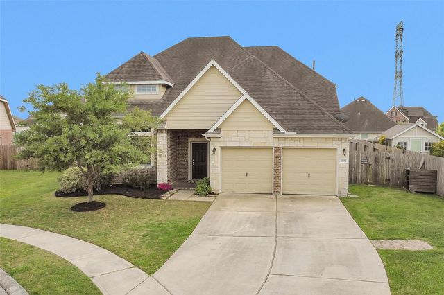 4704 Bella Court, Alvin, TX 77511