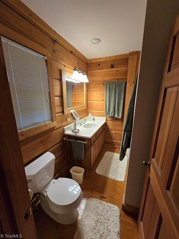 979 Wagon Road, Warrensville, NC 28693