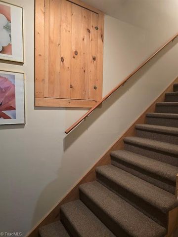 979 Wagon Road, Warrensville, NC 28693