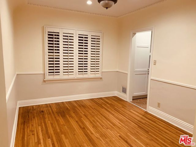 1302 S Orange Drive, Los Angeles, CA 90019