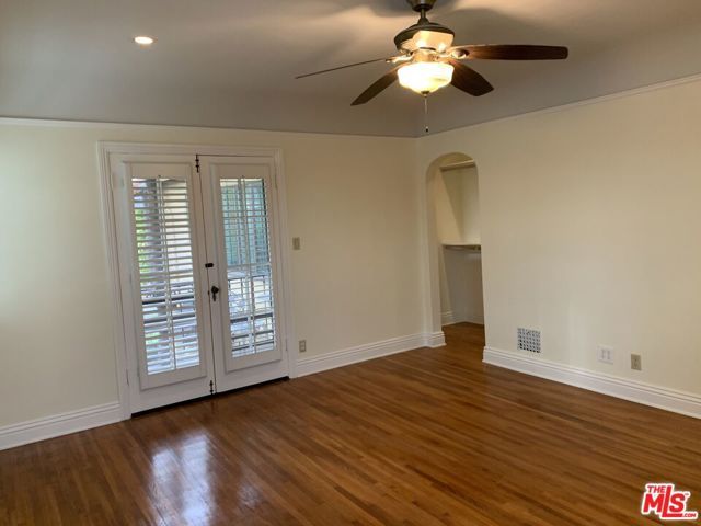 1302 S Orange Drive, Los Angeles, CA 90019