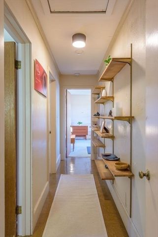 41 Arnold Rd, Pelham, MA 01002