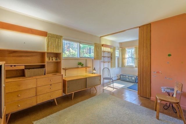 41 Arnold Rd, Pelham, MA 01002