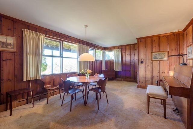 41 Arnold Rd, Pelham, MA 01002