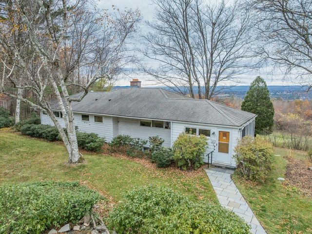 41 Arnold Rd, Pelham, MA 01002