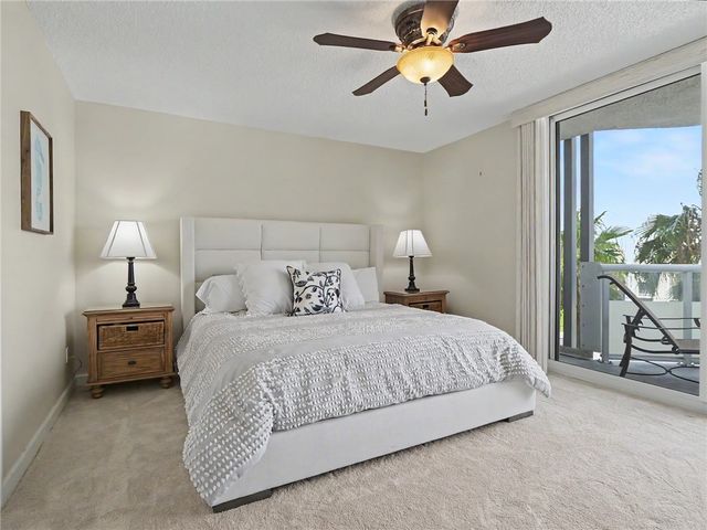 3554 Ocean Drive 302S, Vero Beach, FL 32963