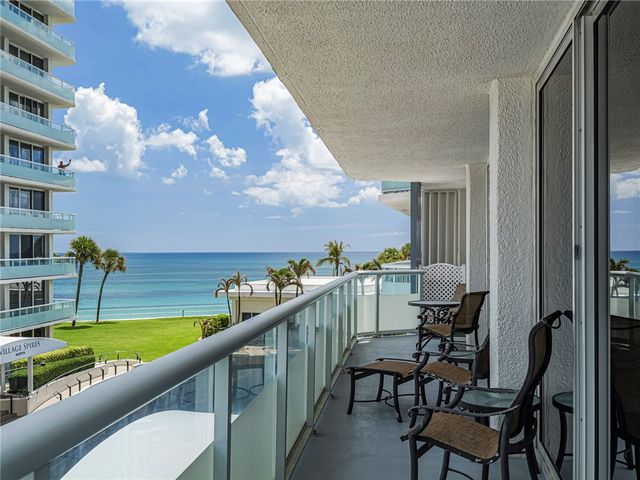 3554 Ocean Drive 302S, Vero Beach, FL 32963