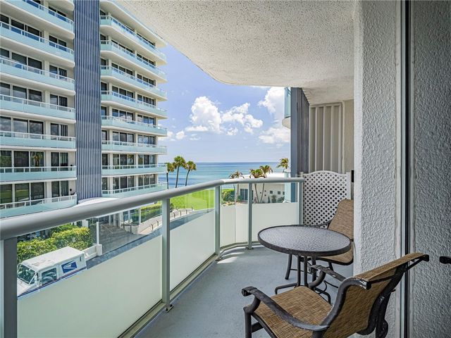 3554 Ocean Drive 302S, Vero Beach, FL 32963