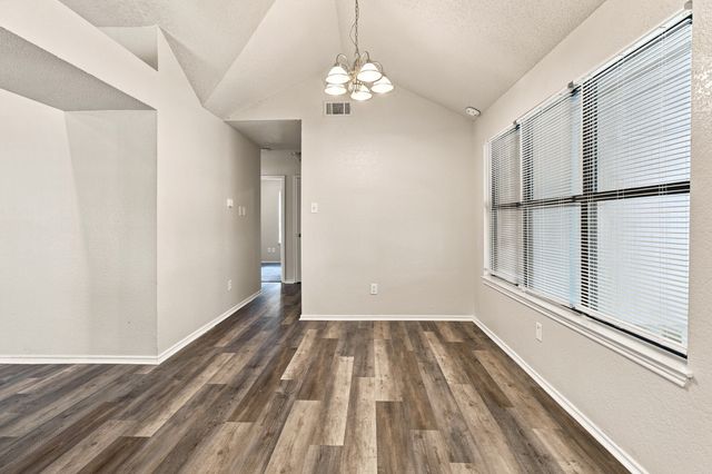 4017 Knights Bridge Drive, Rowlett, TX 75088