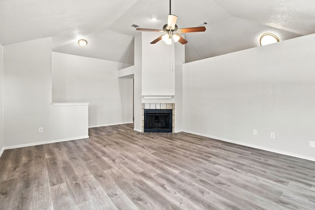 4017 Knights Bridge Drive, Rowlett, TX 75088