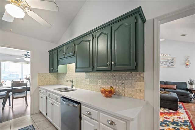 521 Bennington Court, Hinesville, GA 31313
