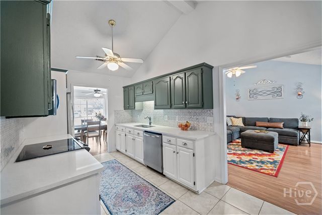 521 Bennington Court, Hinesville, GA 31313