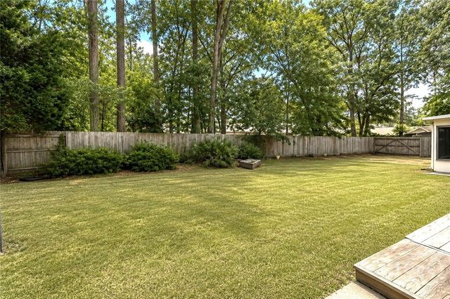 521 Bennington Court, Hinesville, GA 31313
