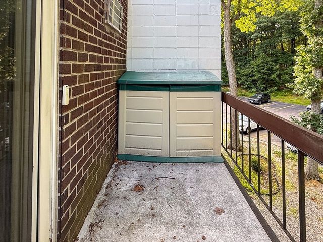 599 Old West Central St D11, Franklin, MA 02038