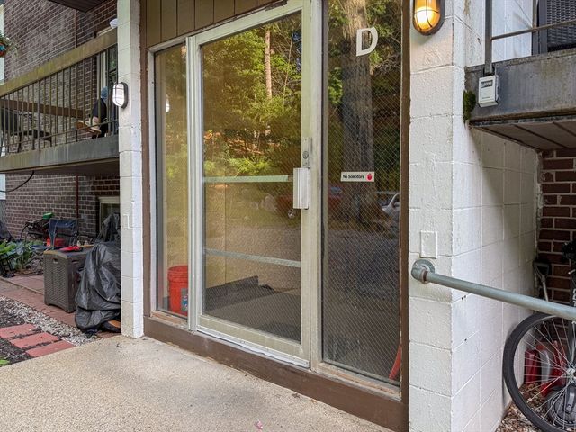 599 Old West Central St D11, Franklin, MA 02038