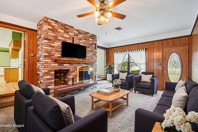 407 Ottawa Street, Morris, IL 60450