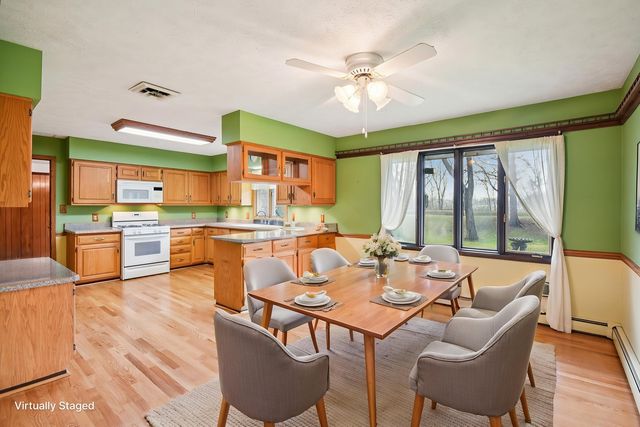 407 Ottawa Street, Morris, IL 60450