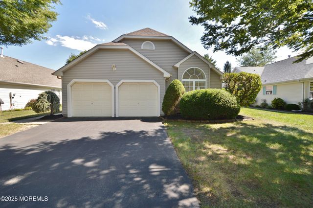 2976 Fieldcrest Lane, Toms River, NJ 08755