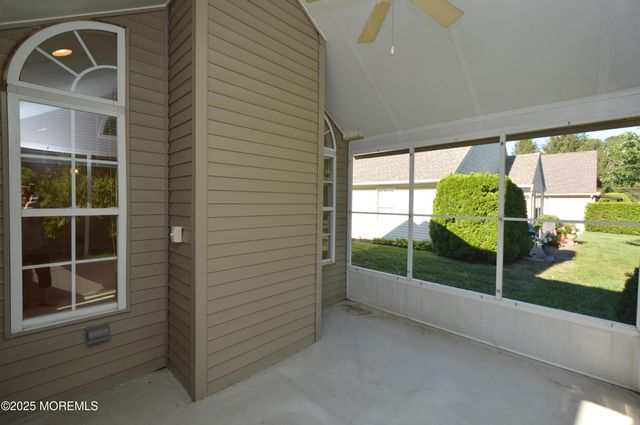 2976 Fieldcrest Lane, Toms River, NJ 08755