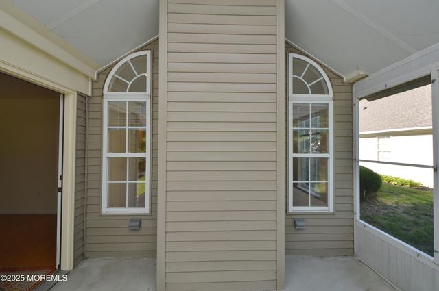 2976 Fieldcrest Lane, Toms River, NJ 08755