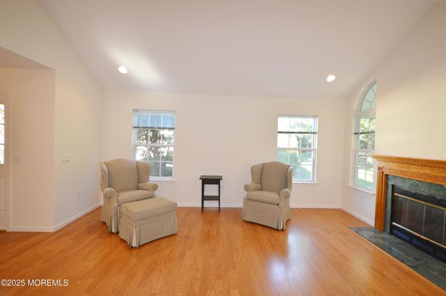 2976 Fieldcrest Lane, Toms River, NJ 08755