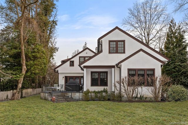 1 Elmdorf Drive, Scarsdale, NY 10583