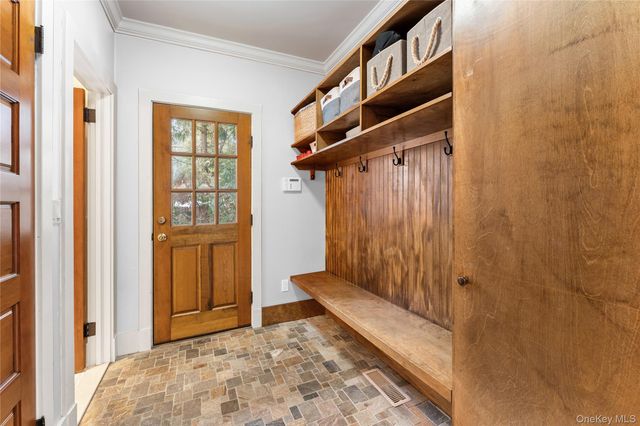 1 Elmdorf Drive, Scarsdale, NY 10583