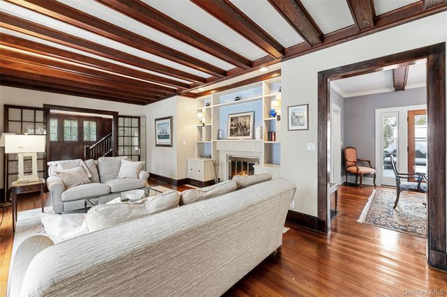 1 Elmdorf Drive, Scarsdale, NY 10583