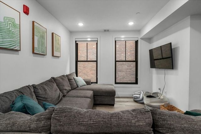 173 Magnolia St 5, Boston, MA 02125