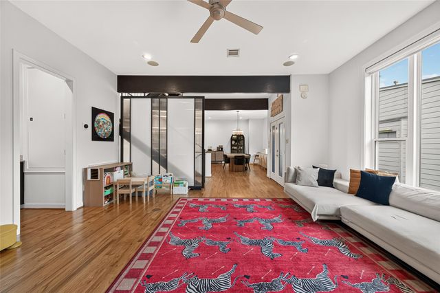 2717 Morrison Street B, Houston, TX 77009