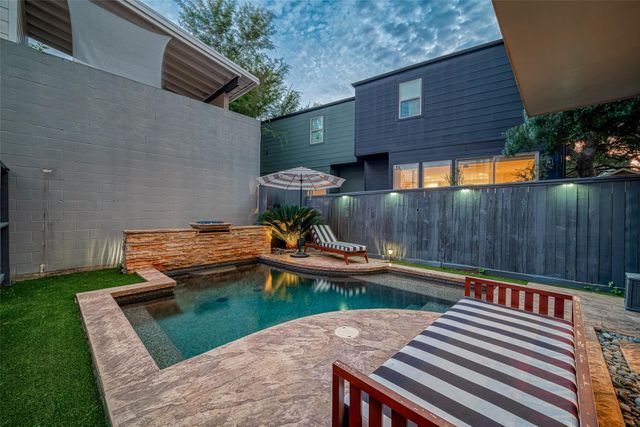 2717 Morrison Street B, Houston, TX 77009