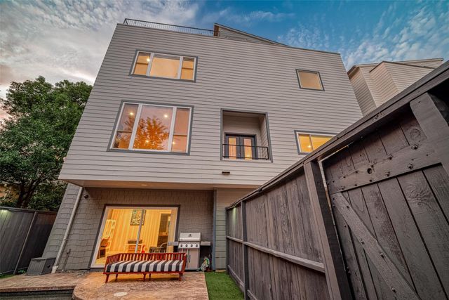 2717 Morrison Street B, Houston, TX 77009