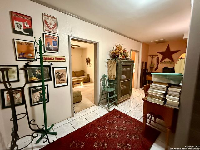 705 Weir, Karnes City, TX 78118