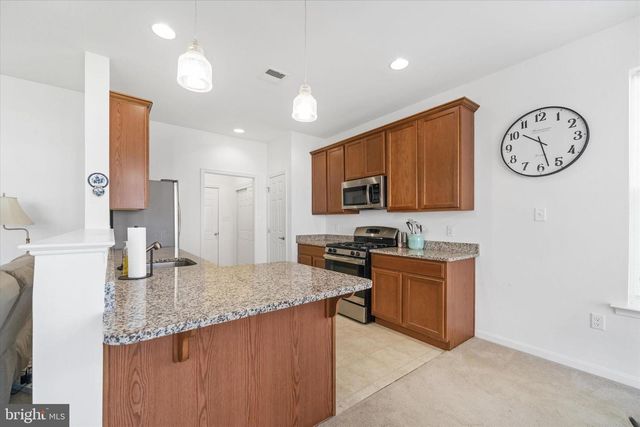 125 E CLARENDON DR, Smyrna, DE 19977