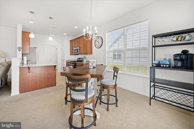 125 E CLARENDON DR, Smyrna, DE 19977