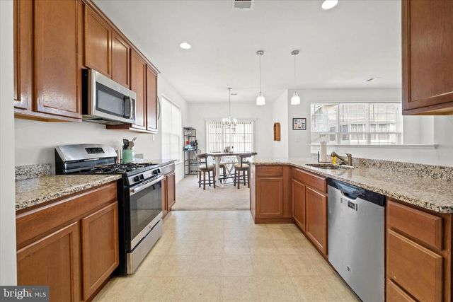 125 E CLARENDON DR, Smyrna, DE 19977