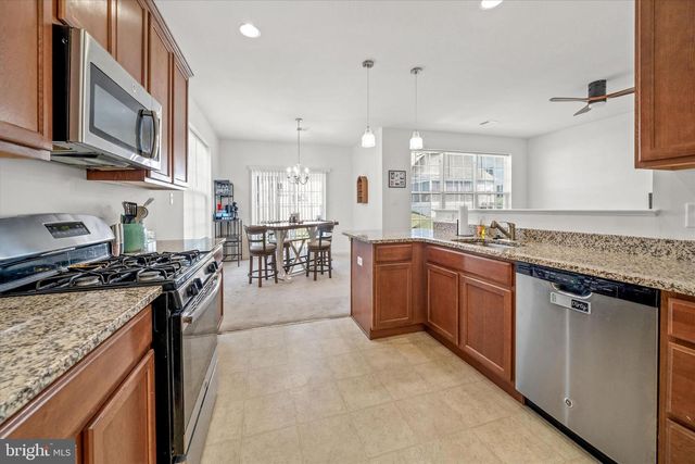 125 E CLARENDON DR, Smyrna, DE 19977