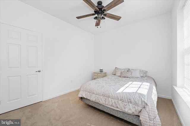 125 E CLARENDON DR, Smyrna, DE 19977